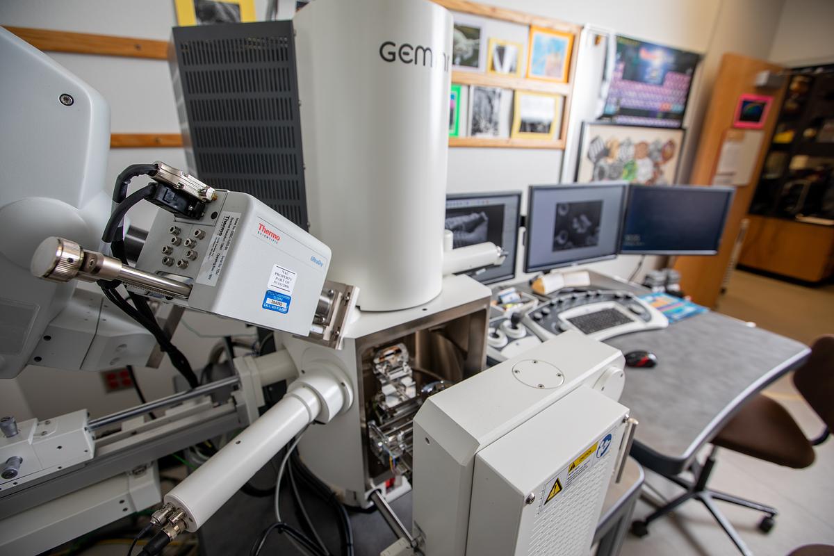 Students in the MPaCT cleanroom